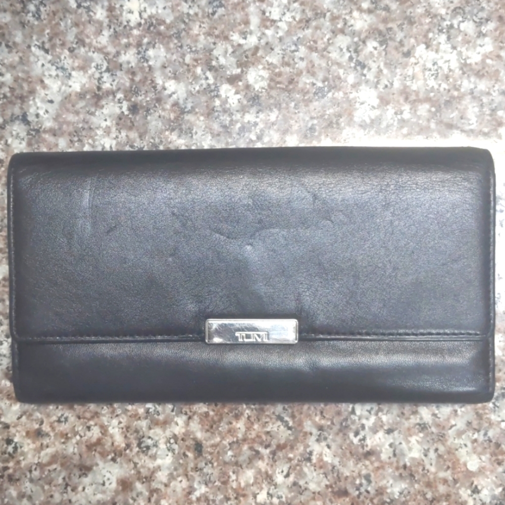Wallet - Picture 1 of 4